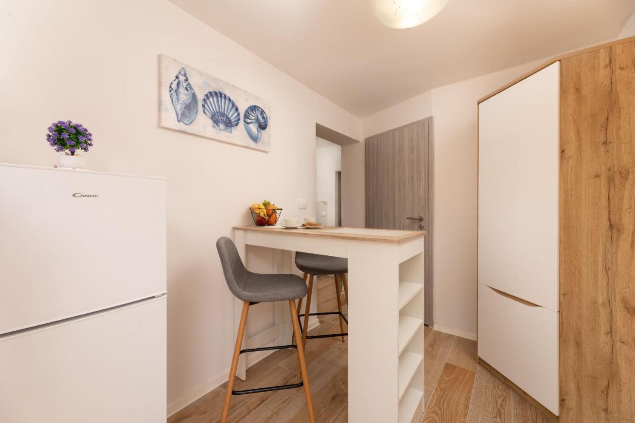 Apartments Vugrin Сило Экстерьер фото