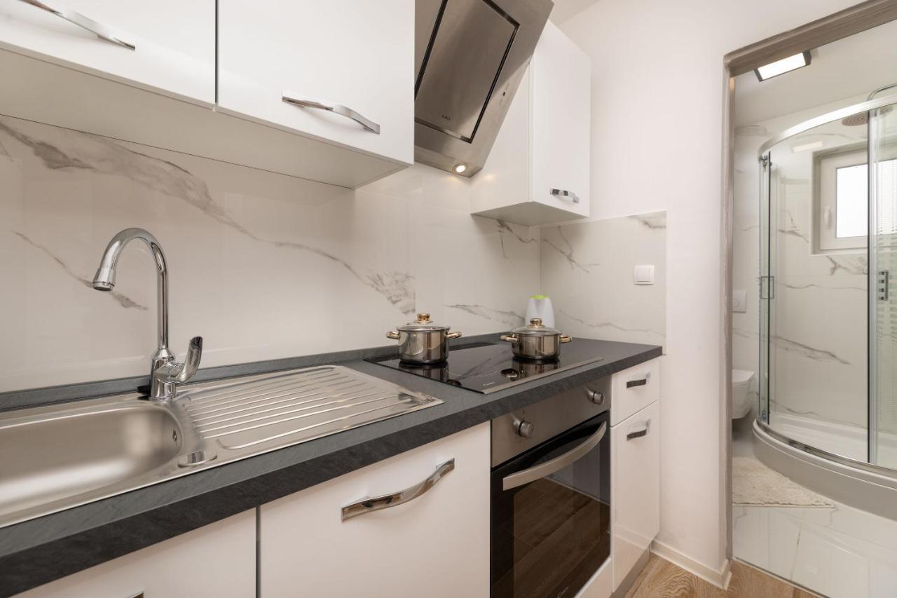 Apartments Vugrin Сило Экстерьер фото